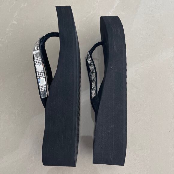 Yellow Box Sabbi Crystal Rhinestone Flip Flops Wedge Sandals Womens 8M - Picture 6 of 12